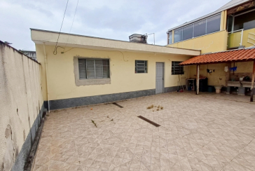 Casa para renda à venda no Bairro do Jardim Santo Elias na Rua Benedito da Fonseca Rondon