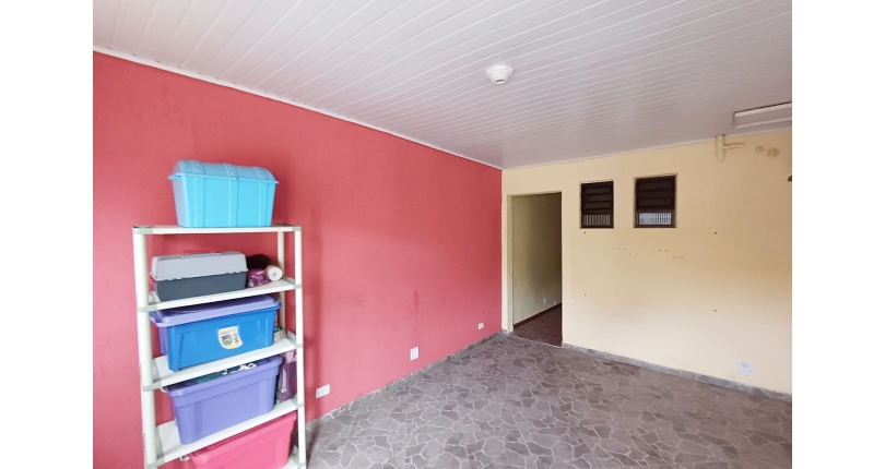 Casa para renda à venda no Bairro do Jardim Santo Elias na Rua Benedito da Fonseca Rondon