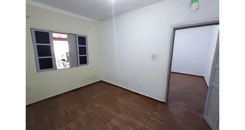 Casa para renda à venda no Bairro do Jardim Santo Elias na Rua Benedito da Fonseca Rondon