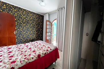 Belo Sobrado à venda no Bairro da Vila Boaçava na Rua Ribeirão Vermelho,