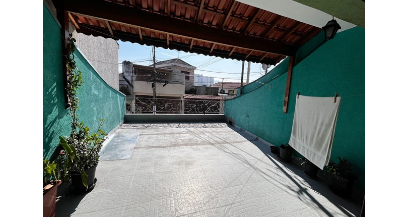 Belo Sobrado à venda no Bairro da Vila Boaçava na Rua Ribeirão Vermelho,