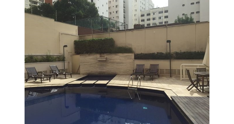 Apartamento à venda no Bairro das Perdizes na Rua Caiubi 1188, no Condomínio Edifício Miro