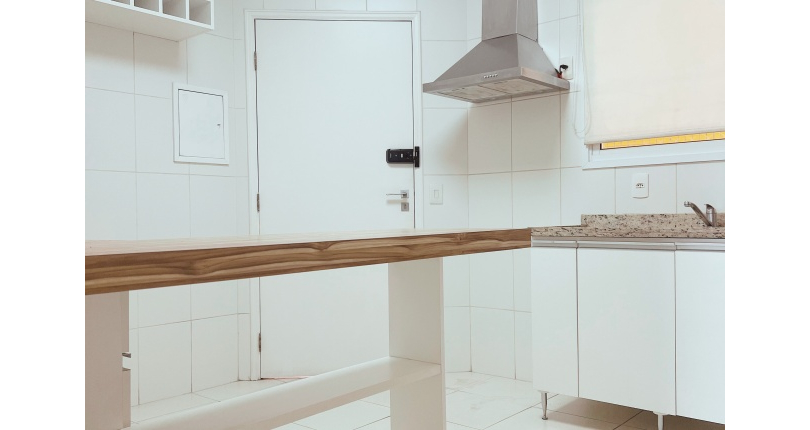 Apartamento à venda no Bairro das Perdizes na Rua Caiubi 1188, no Condomínio Edifício Miro