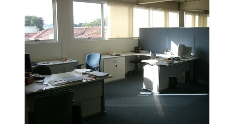 Prédio Comercial à venda no Bairro da Barra Funda na Rua Anhangüera