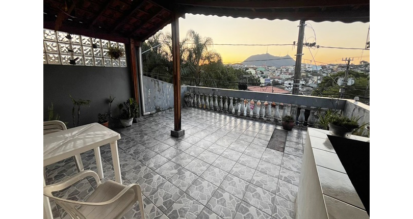 Sobrado à venda no Bairro da Vila Pirituba na Rua Soares de Meireles,