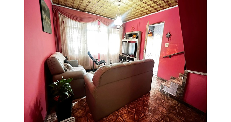 Sobrado à venda no Bairro da Vila Pirituba na Rua Soares de Meireles,