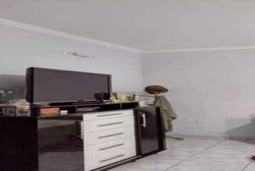 Sobrado à venda no Bairro do Conjunto Habitacional Turística na Rua Duse Naccarati 