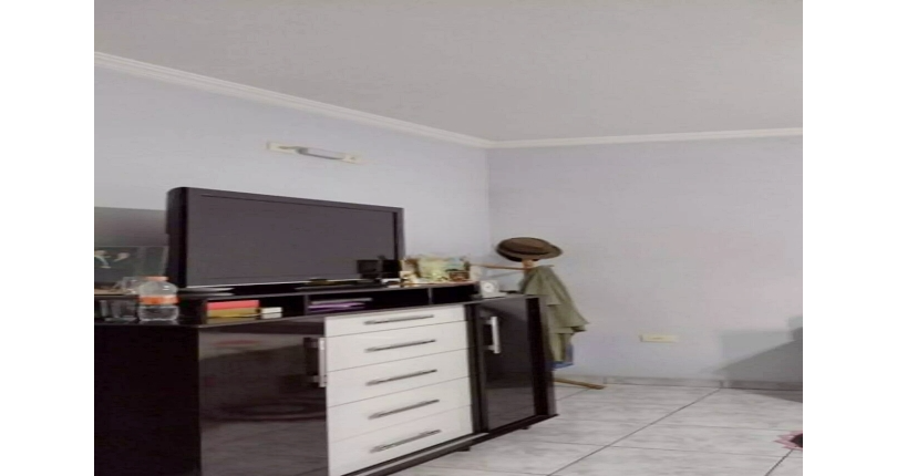 Sobrado à venda no Bairro do Conjunto Habitacional Turística na Rua Duse Naccarati 