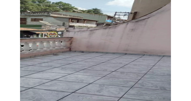 Sobrado à venda no Bairro do Conjunto Habitacional Turística na Rua Duse Naccarati 