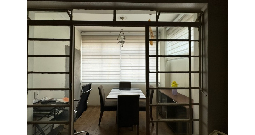 Apartamento à venda no Bairro da Lapa na Rua Faustolo 1861