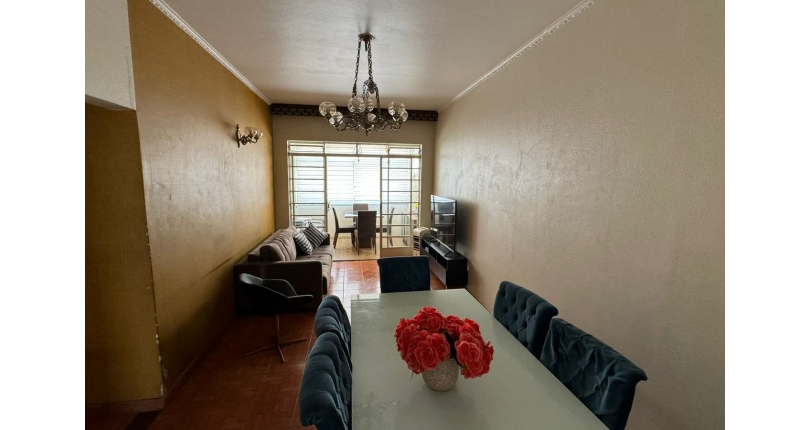 Apartamento à venda no Bairro da Lapa na Rua Faustolo 1861