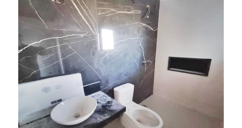 Sobrado à venda Rua José Teodoro Vieira, Parque Maria Domitila - Imóveis à Venda