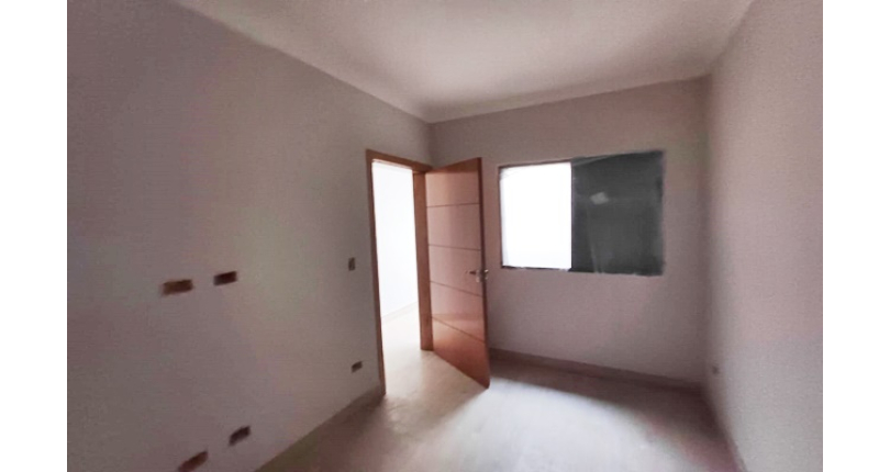 Sobrado novo à Venda no Bairro do Parque Maria Domitila na Rua José Teodoro Vieira,