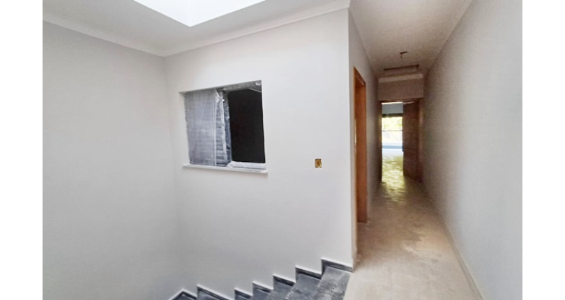 Sobrado novo à Venda no Bairro do Parque Maria Domitila na Rua José Teodoro Vieira,