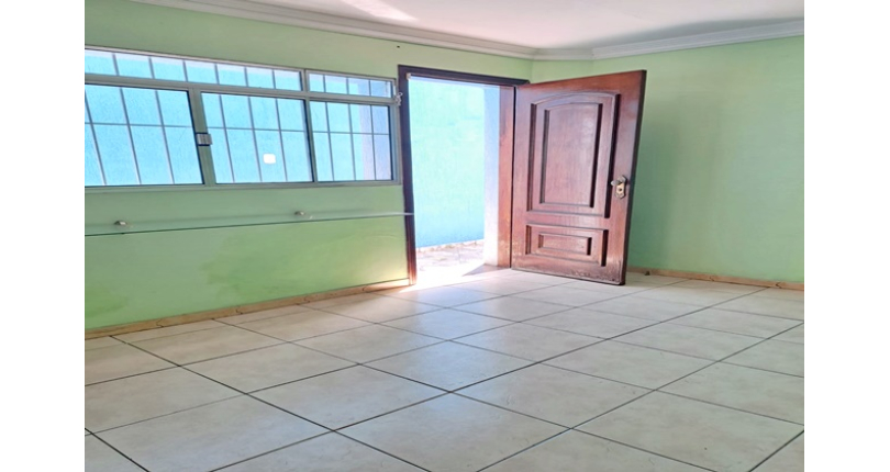 Belo Sobrado à venda na Vila Pirituba na Rua Carlos Malheiro Dias 