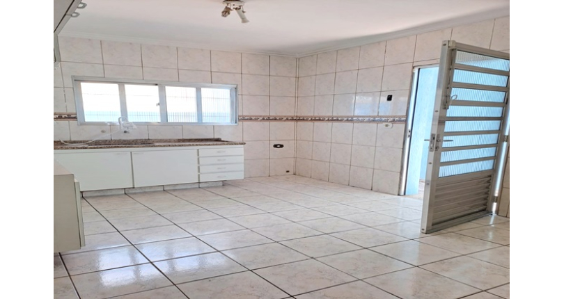 Belo Sobrado à venda na Vila Pirituba na Rua Carlos Malheiro Dias 