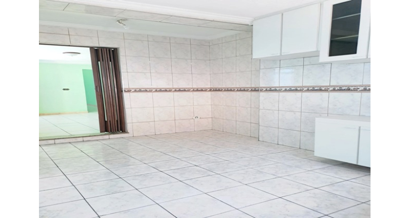 Belo Sobrado à venda na Vila Pirituba na Rua Carlos Malheiro Dias 