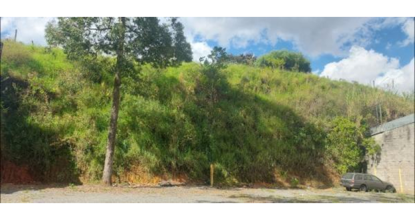 Terreno à venda no Bairro do Jardim São João (Jaraguá) na Rua Friedrich Von Voith, 