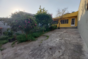 Casa à venda no Bairro do Jardim Regina na Rua Doutor André Peggion