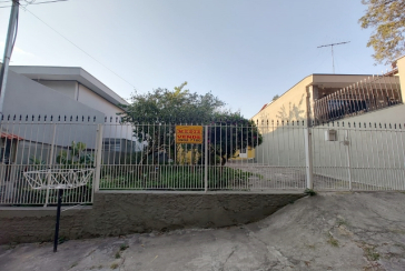 Casa à venda no Bairro do Jardim Regina na Rua Doutor André Peggion