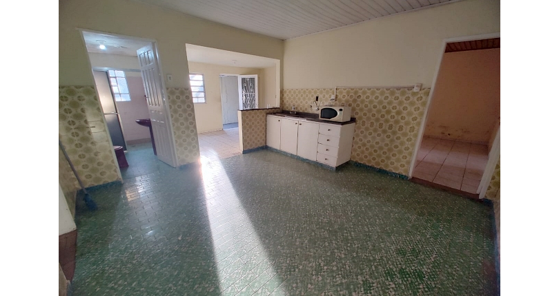 Casa à venda no Bairro do Jardim Regina na Rua Doutor André Peggion