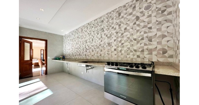 Lindo Sobrado à venda no Bairro do City América na Avenida Cardeal Motta,