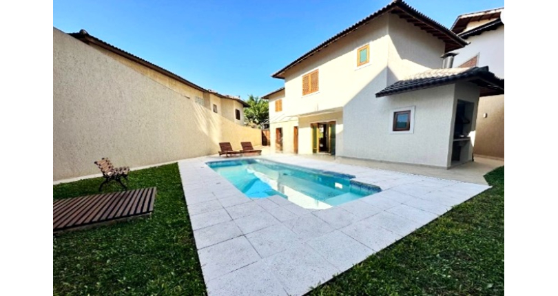 Lindo Sobrado à venda no Bairro do City América na Avenida Cardeal Motta,