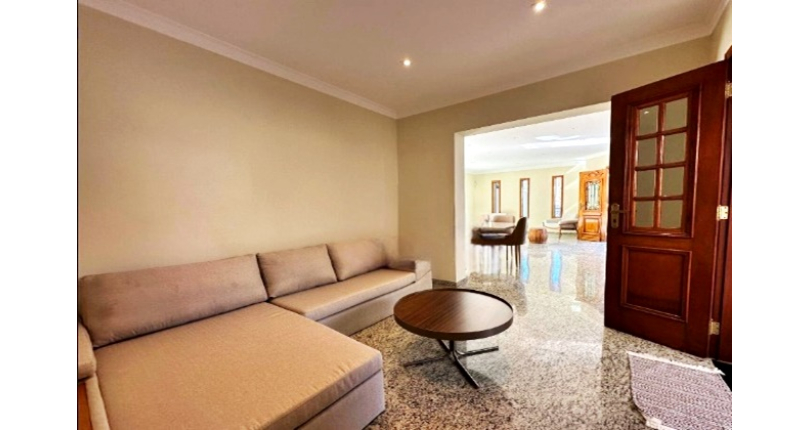 Lindo Sobrado à venda no Bairro do City América na Avenida Cardeal Motta,