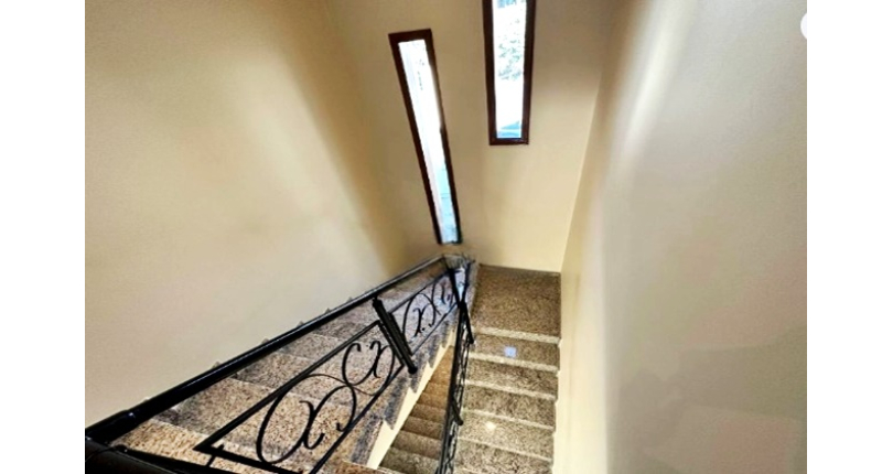 Lindo Sobrado à venda no Bairro do City América na Avenida Cardeal Motta,