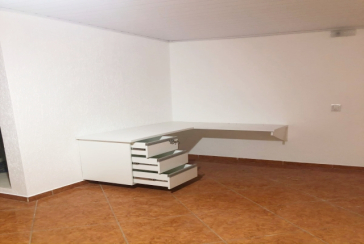  Sobrado à venda no Bairro do Conjunto Habitacional Turística na Rua Perry Salles,