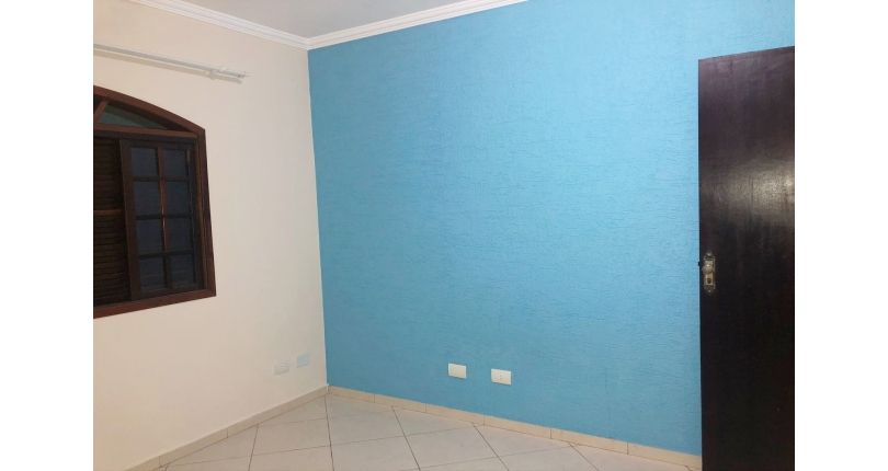  Sobrado à venda no Bairro do Conjunto Habitacional Turística na Rua Perry Salles,