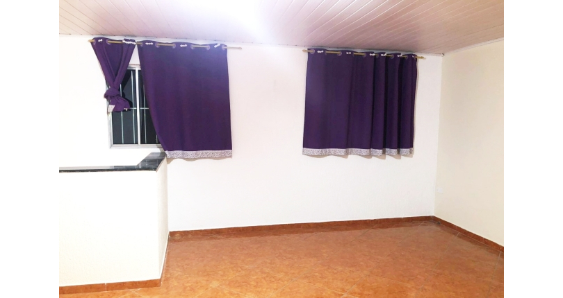  Sobrado à venda no Bairro do Conjunto Habitacional Turística na Rua Perry Salles,