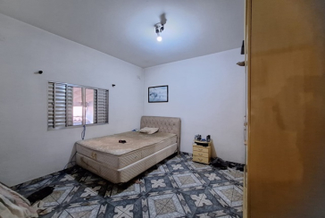 Excelente Casa à venda no Jardim Santo Elias na Rua Sandoval Ferreira Cabral,