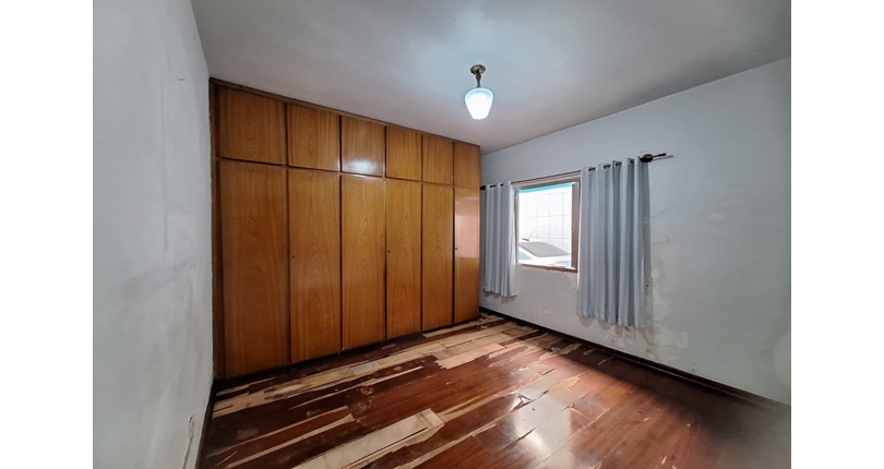 Excelente Casa à venda no Jardim Santo Elias na Rua Sandoval Ferreira Cabral,