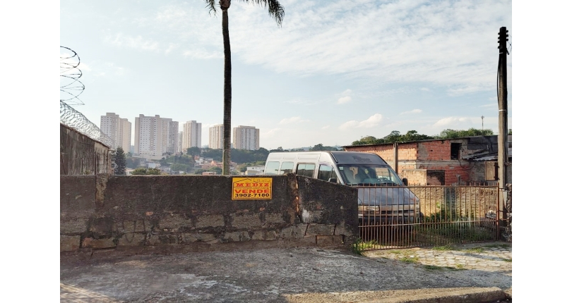 Terreno à venda no Bairro da Vila Pirituba na Rua Padre João de Almeida