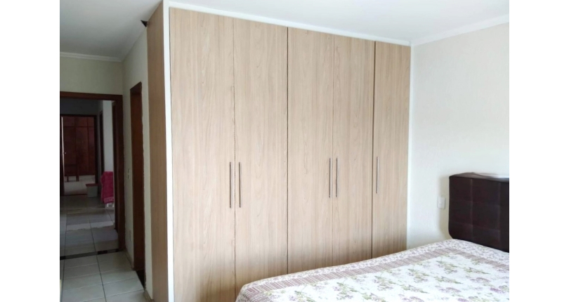 Sobrado à venda no Bairro da Vila Clarice na Rua Coronel Walter da Silva Porto,