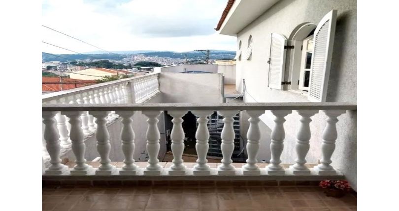  Sobrado à venda no Bairro da Vila Pereira Barreto na Rua Luís Carneiro,