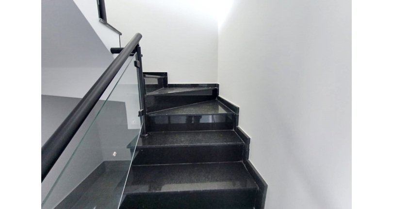  Sobrado novo à venda no Bairro do Jardim Vista Linda na Rua Alto Taquari 36