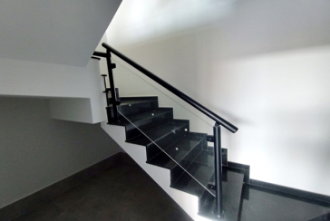 Sobrado novo à venda no Bairro do Jardim Vista Linda na Rua Alto Taquari 32