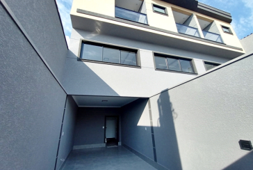 BELO Sobrado novo à venda no Bairro do Jardim Vista Linda na Rua Alto Taquari 34,