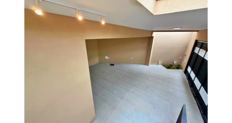 Sobrado à venda Rua das Sálvias, Portais (Polvilho) - Imóveis à Venda