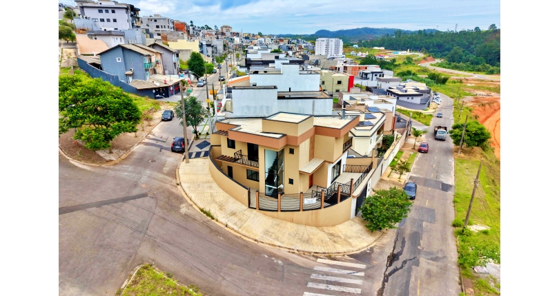 Sobrado à venda Rua das Sálvias, Portais (Polvilho) - Imóveis à Venda