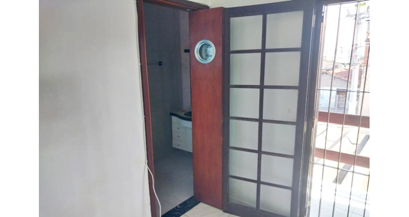 Sobrado à venda no Bairro do Jardim Mangalot na Rua Padre Aníbal Difrância