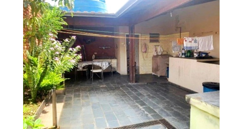 Sobrado à venda no Bairro do Parque São Domingos na Rua Homero Sales