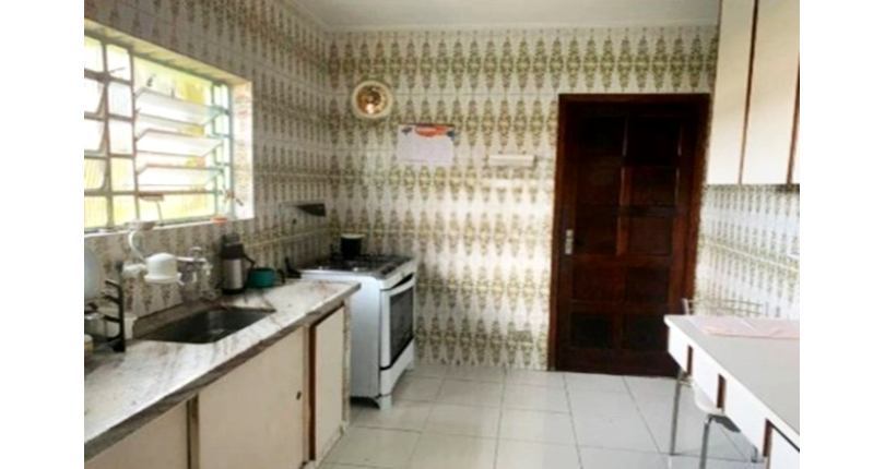 Sobrado à venda no Bairro do Parque São Domingos na Rua Homero Sales