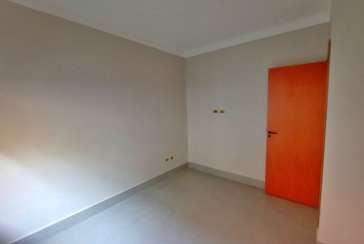 Sobrado novo à venda no Bairro do Parque São Domingos na Rua Vicente Gioberti  36 