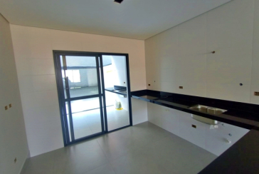 Sobrado novo à venda no Bairro do Parque São Domingos na Rua Vicente Gioberti  36 