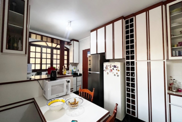 Sobrado à venda no Bairro do Jardim Líbano na Rua Adolfo Laurenti