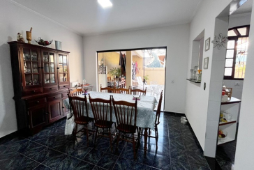 Sobrado à venda no Bairro do Jardim Líbano na Rua Adolfo Laurenti