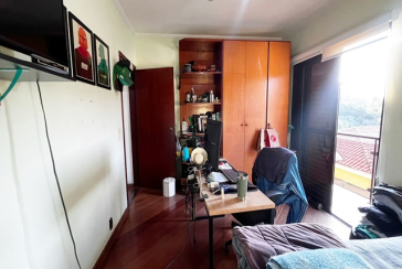 Sobrado à venda no Bairro do Jardim Líbano na Rua Adolfo Laurenti